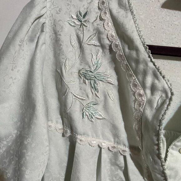GO SOFTLY LONG SLEEVE NIGHTGOWN SZ M - Picture 4 of 4
